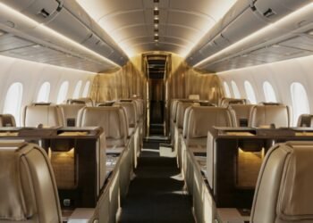 Deal with Your self With Luxurious First Magnificence Flight To San Jose