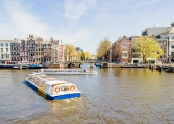 New Measures in Amsterdam Aimed toward Combating Mass Tourism