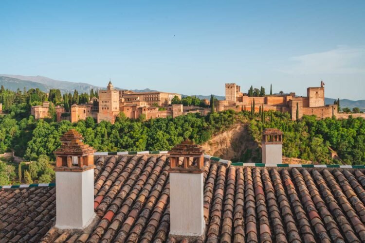 The Final Information to Visiting the Alhambra: Pointers, Methods and Should-Sees