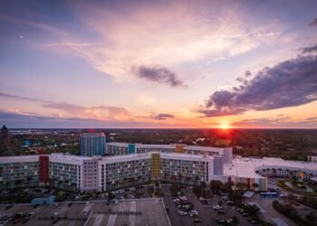 Common Orlando vs. Disney Global Accommodations