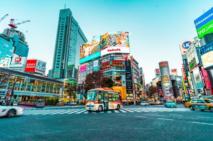 48 Hours in Tokyo – Exploring Japan’s Colourful Capital