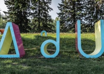 Information to Exploring ᐄᓃᐤ (ÎNÎW) River Lot 11∞