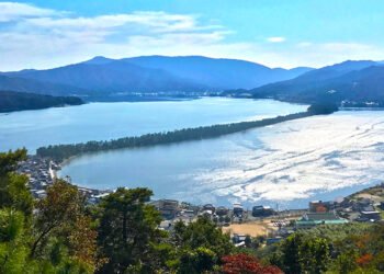 Stroll Japan launches the KYOTO: MOUNTAINS TO THE SEA