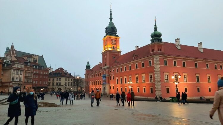 Solo Trip Pointers: Warsaw, Poland
