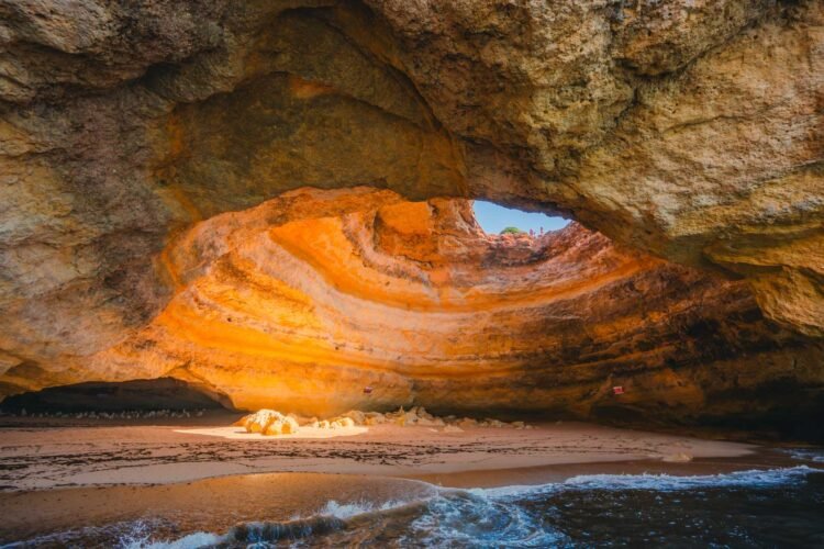 Benagil Collapse 2024 – New Laws, Useful Pointers & The Perfect Excursions