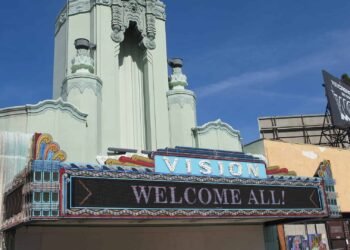 Distinctive Reviews in Los Angeles: Consult with the Wealthy Cultural Heritage of South LA