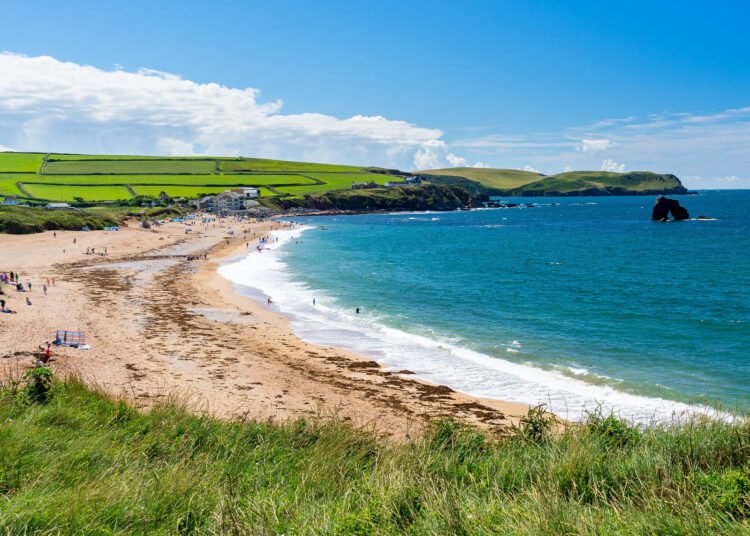 Thurlestone, Devon: Go back and forth Information & Issues To Do