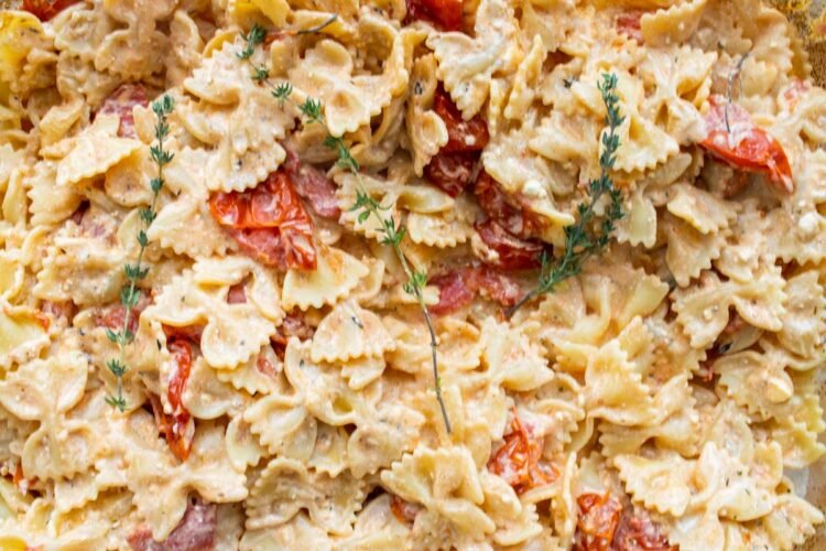 Baked Feta Pasta: A TikTok Sensation!