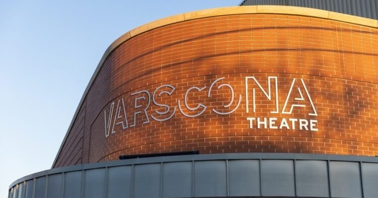 3 Should-See Reside Theatre Venues