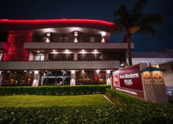 Is Our Most sensible Lodge Close to Disneyland Nonetheless #1?