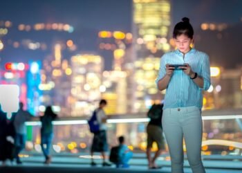 What does go back and forth imply to China’s new technology of virtual wanderers?