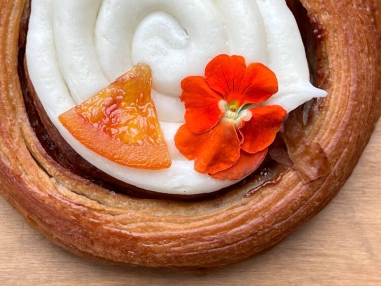 Tasty Cinnamon Buns Across the International