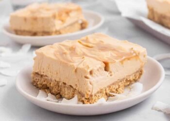 Dulce de Leche Cheesecake Bars