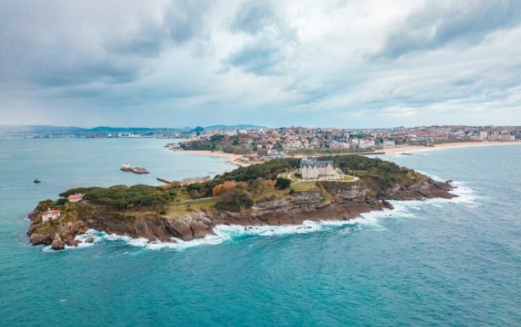 Uncover the Camino Portugal Coastal Stroll from Bilbao to Santander