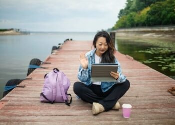 Chinese language Vacationers Depend on Commute Influencers