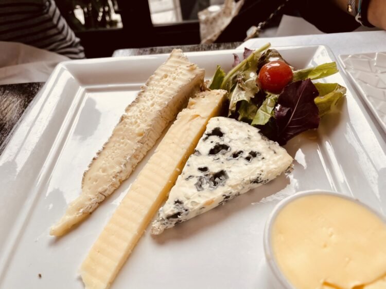 Learn how to Devour Like a Native in Paris