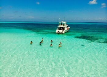 Theme Parks of Quintana Roo: Xcaret, Xel-Há, and Xplor