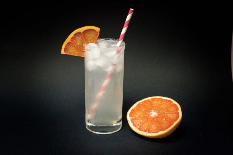 Paloma: Summer time in a Glass