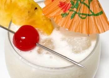 15 Rum Cocktails with Summer time Vibes