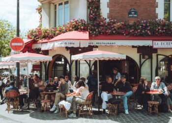 Tipping in Paris: When and How A lot to Tip