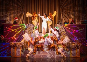 Jollywood Nights vs. Mickey’s Very Merry Christmas Celebration: Which to Do at Disney Global?