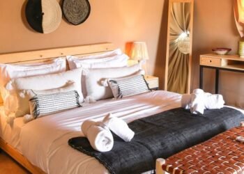 Selina dealing with insolvency, seems to be for consumers