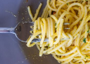 Spaghetti alla Bottarga: Creamy, Dreamy and Dairy-Unfastened