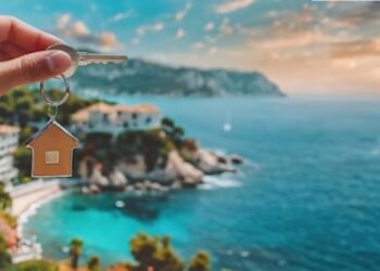 Alaska Airways extends choices to remains with Expedia Crew