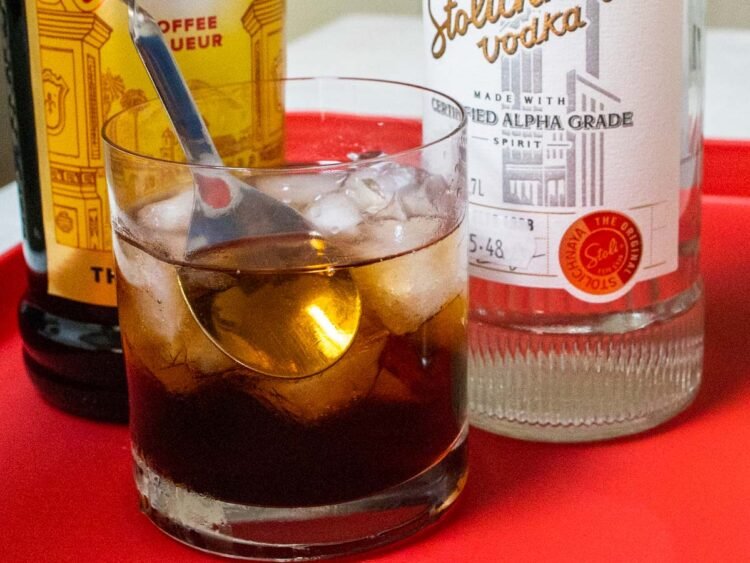 Black Russian Cocktail: Darkly Scrumptious