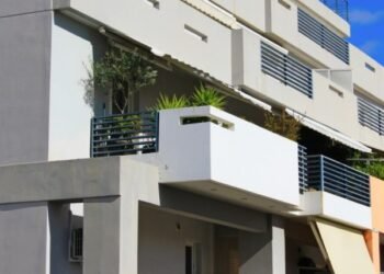 New Airbnb Vacationer Lodging Banned in Athens