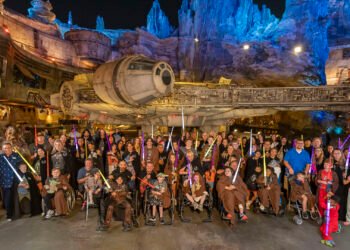 Disney Hosts ‘Blaze Your Trail: A Superstar Wars Journey’ for Want Children in Galaxy’s Edge