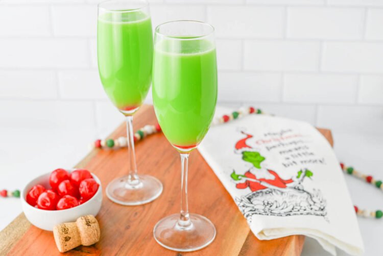 Grinch Mimosa – Meals A laugh & Remote Puts
