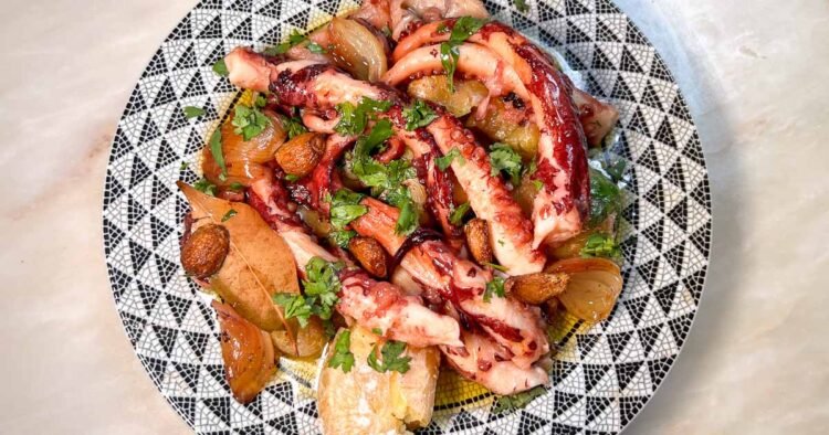Polvo à Lagareiro: Portuguese Octopus