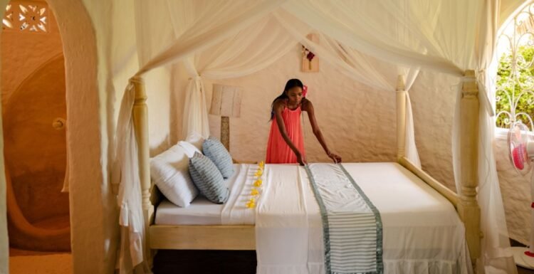 May Airbnb’s new co-host market problem belongings leadership firms?