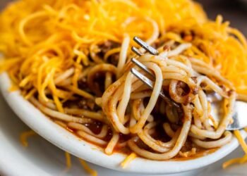 2 Should Consume Cincinnati Meals