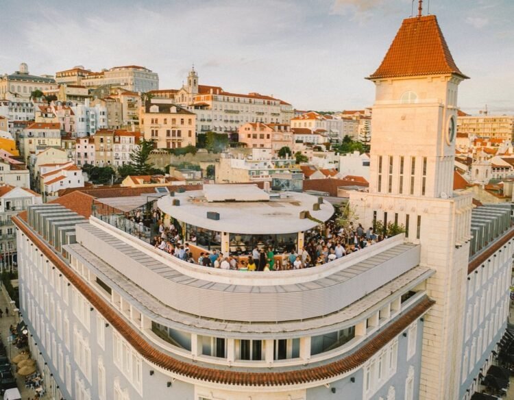 Best Cafes, Eating places in Lisbon