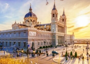 Extra International Vacationers Visited Madrid