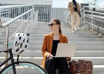 Bleisure Go back and forth Brings Extra Earnings