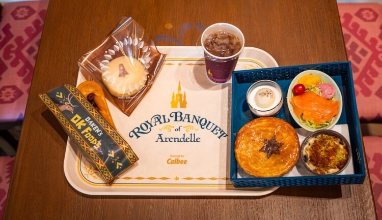 We Ate Inside of Arendelle Fort at Disney’s New Frozen Eating place!