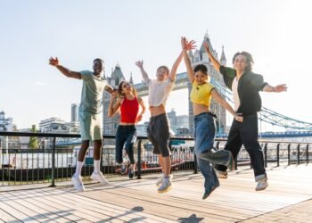 UK opens pre-travel requirement to non-Europeans