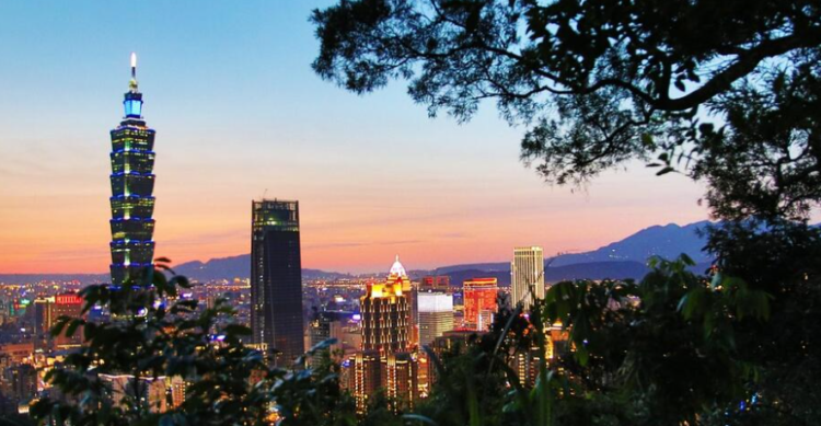 Delta is providing the biggest number of seasonal go back and forth offers