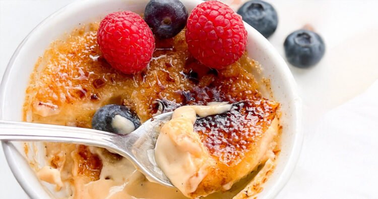 Crème Brûlée: Dessert Showstopper