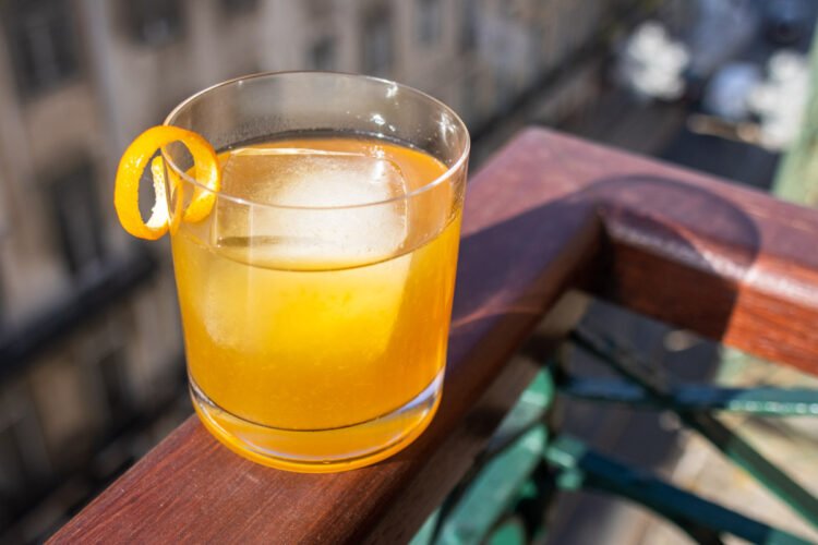 Maple Bourbon Wreck Recipe: Boozy and Candy