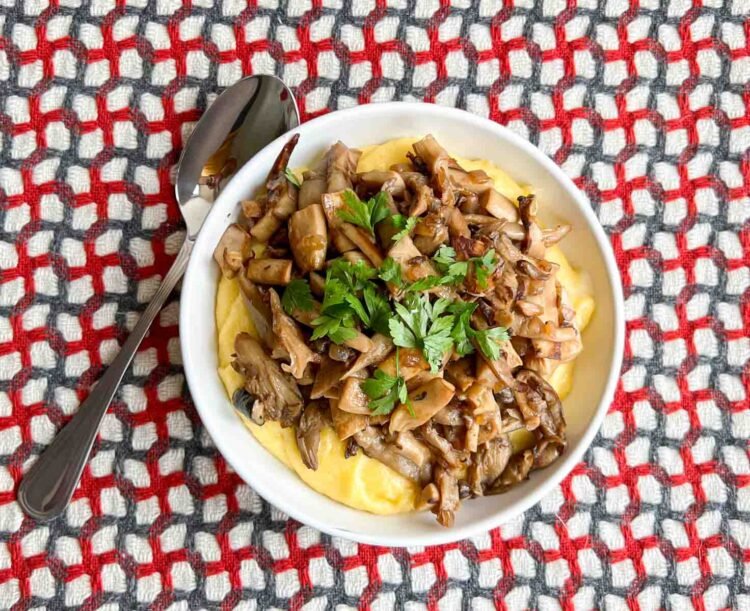 Italian Polenta Recipe: Creamy and Scrumptious