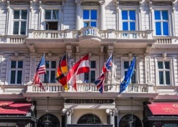 Austrian Lodge Business Asks the Govt to Save Them