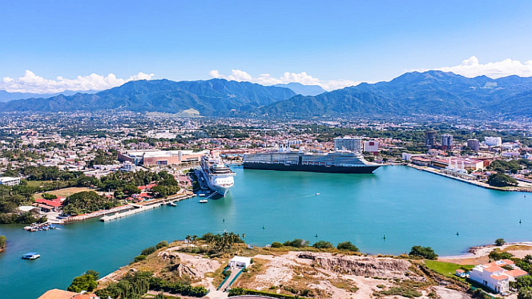 Mexico holds off implementation of recent cruise tax