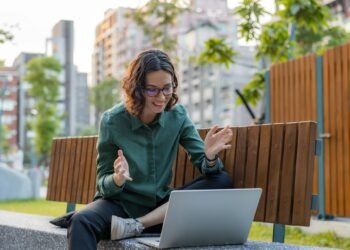 The right way to Use Video Chats to Keep Attached Whilst Touring the Global