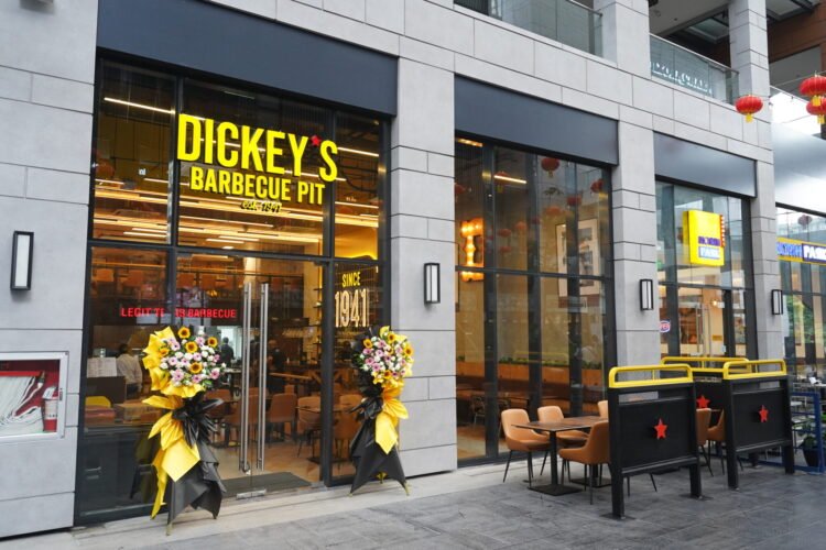 American chain Dickey’s Barbeque Pit makes its Philippine debut