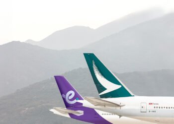The Cathay Crew surpasses the100,000-passenger milestone on a unmarried day