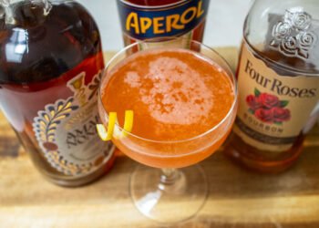 Paper Airplane: Fashionable Cocktail Vintage